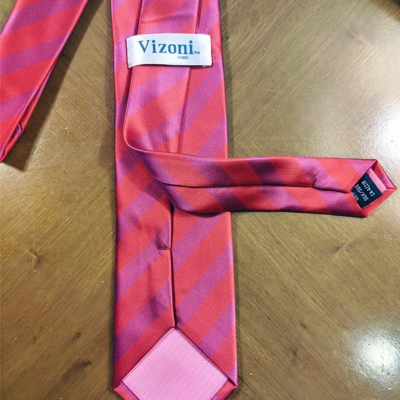 Modern-Retro Tie Bundle - Picture 2 of 2